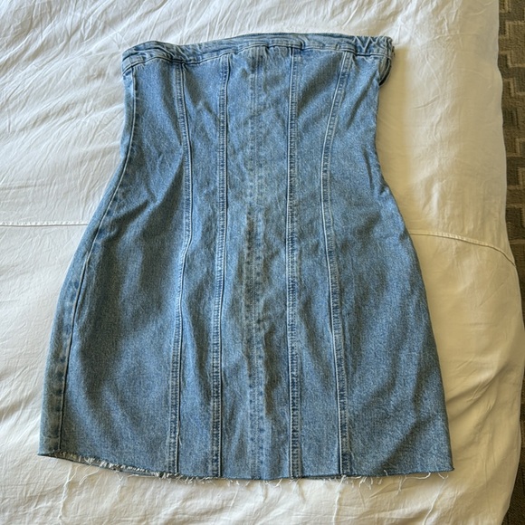Zara Denim Dress - Picture 2 of 8